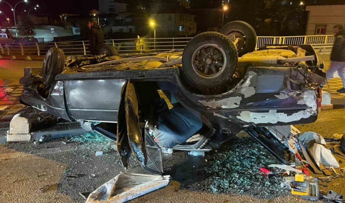 Karaman’da meydana gelen trafik kazasında iki aracın çarpışması sonucunda Tofaş