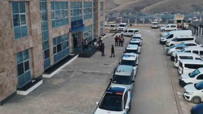 Kırşehir merkezli olarak 9 farklı ilde polis kılığında dolaşıp vatandaşları