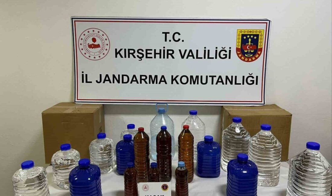 Kırşehir’de jandarma ekipleri tarafından düzenlenen operasyonda 28 litre kaçak alkol