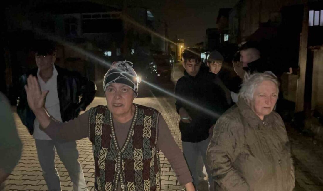 Ergene ilçesine bağlı Tekirdağ’da bir apartmanın çatı katında mangal yapılması,