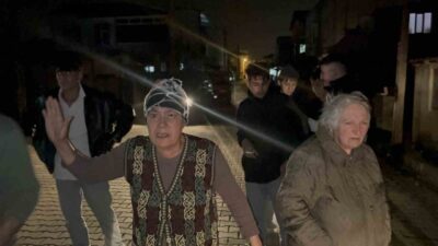 Ergene ilçesine bağlı Tekirdağ’da bir apartmanın çatı katında mangal yapılması,