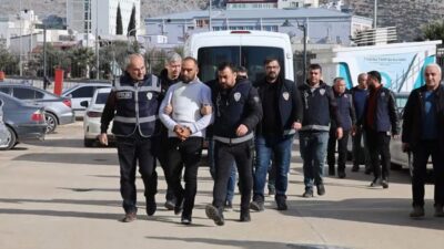 Adana’nın Kozan ilçesinde bir büfede veresiye alkol isteği reddedilen iki