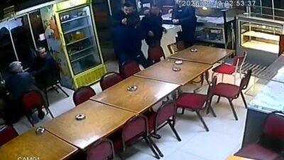 Kütahya’da bir çayhanede meydana gelen bıçaklı saldırı sonucunda bir kişi