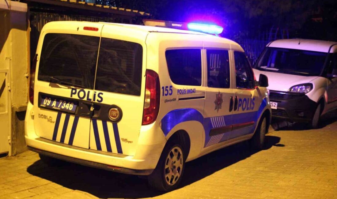 Kuşadası ilçesinde bir kuyumcu dükkanını soymaya çalışan ve 32 suç