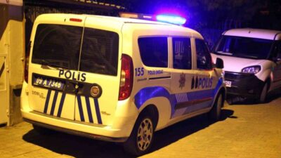 Kuşadası ilçesinde bir kuyumcu dükkanını soymaya çalışan ve 32 suç