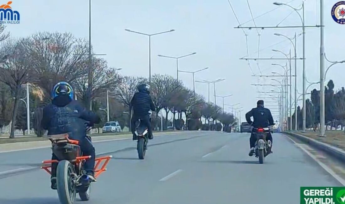 Malatya’da, trafik güvenliğini tehlikeye atan bir grup motosiklet sürücüsü, polis