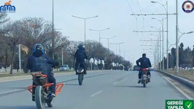 Malatya’da, trafik güvenliğini tehlikeye atan bir grup motosiklet sürücüsü, polis