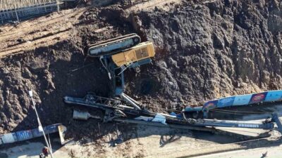 Maltepe Başıbüyük Yolu’nda, İstanbul Büyükşehir Belediyesi tarafından yürütülen istinat duvarı