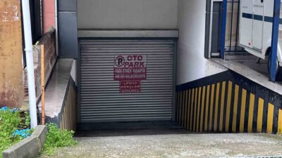 Manisa’nın Yunusemre ilçesinde bir kişi, bir apartmanın yer altı otopark