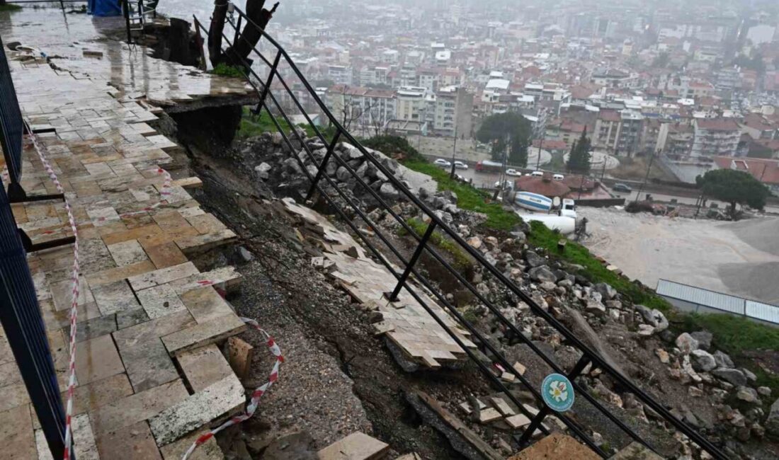 Manisa’da meydana gelen şiddetli yağışlara karşı Manisa Büyükşehir Belediyesi ve