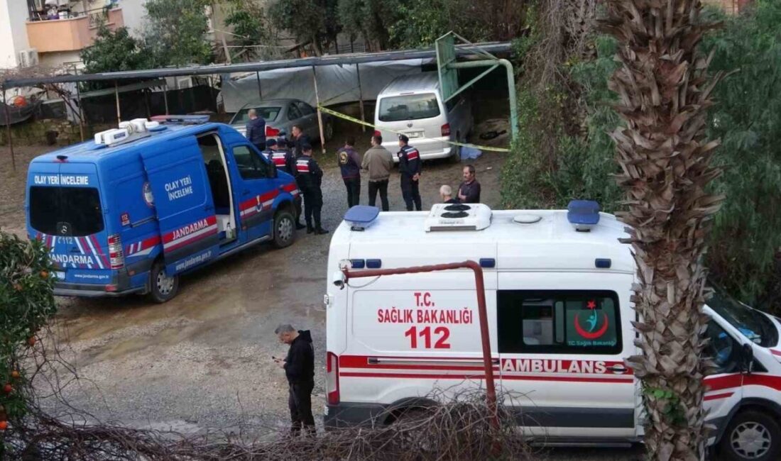 Manavgat ilçesinde bir otelin otoparkında silahla başından vurularak öldürülmüş bir