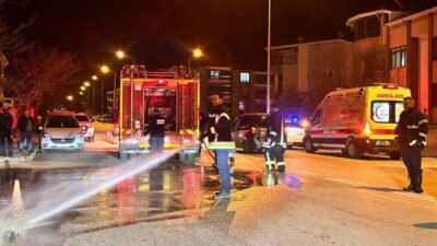Erzincan’da gece saatlerinde meydana gelen trafik kazasında bir otomobil ile