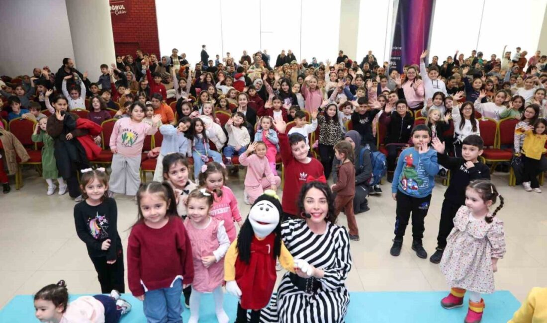 Pursaklar Belediyesi, bu yıl düzenlenen ve kültür ile edebiyat dünyasını