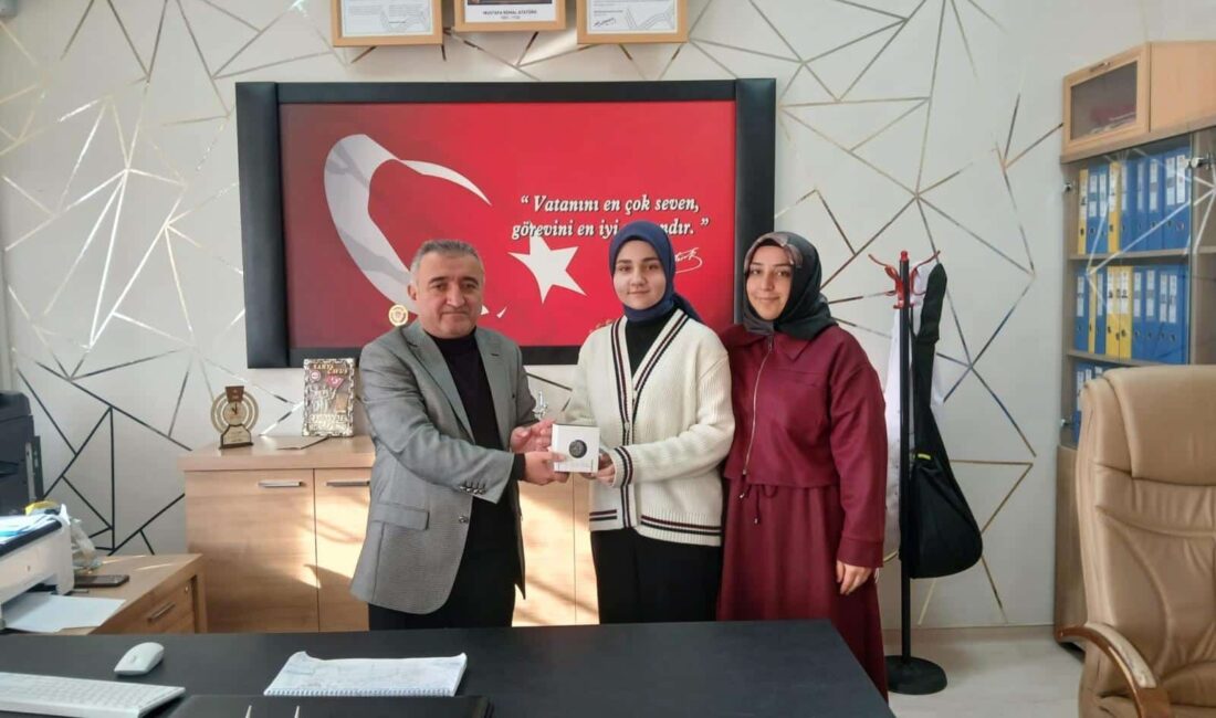 Yerköy Şehit İdris Aydoğdu Fen Lisesi öğrencileri başarılarına bir yenisini