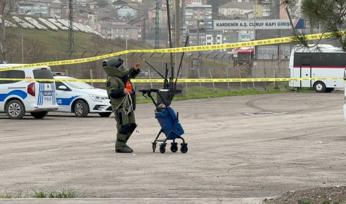 Valiz, Karabük’te bulunan açık otoparkta, bomba imha ekipleri tarafından kontrollü
