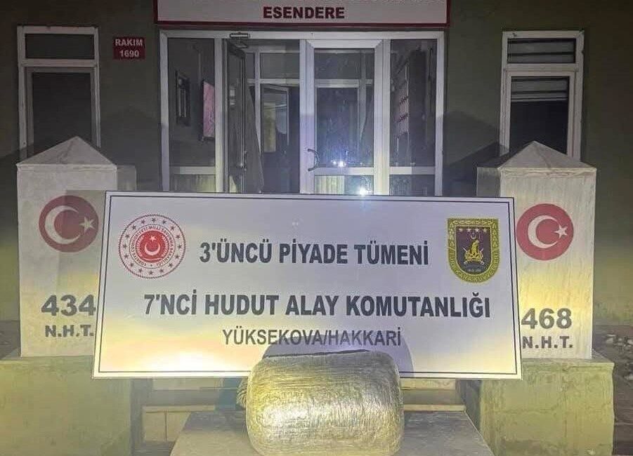 Hakkâri’de güvenlik güçleri tarafından sınır hattında yürütülen operasyonlarda 842 gram