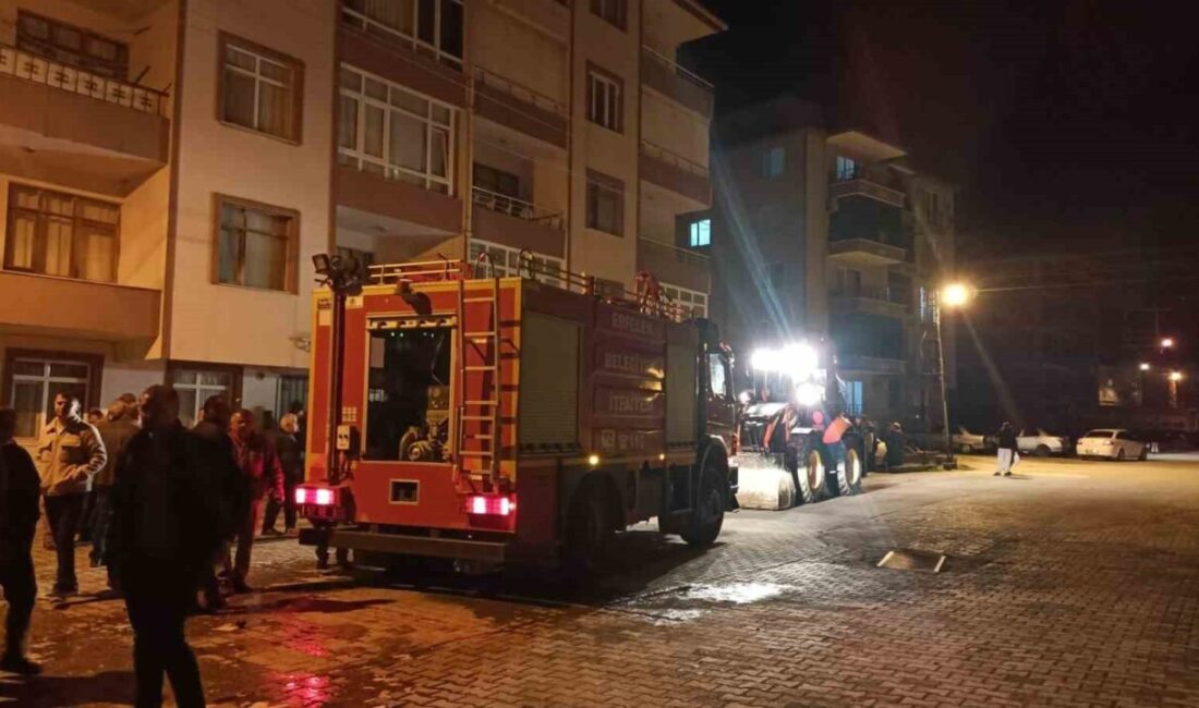 Erfelek ilçesinde bulunan bir binanın odunluk kısmında meydana gelen yangın,