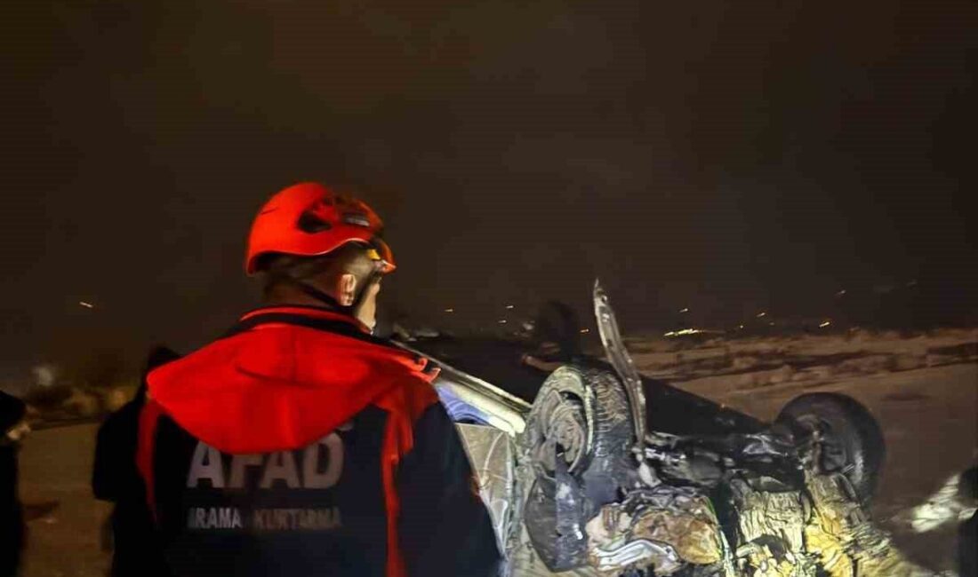 Şırnak-Siirt kara yolunda meydana gelen bir kaza sonucunda araç takla