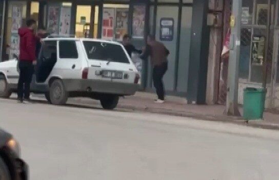 Adana’nın İmamoğlu ilçesinde meydana gelen bir olayda bir kişi, yol