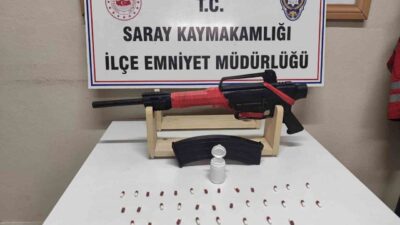 Saray ilçesinde polis ekipleri tarafından gerçekleştirilen operasyonlarda uyuşturucu madde ve