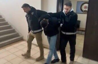 Tunceli’de, emniyet güçlerinin düzenlediği bir operasyonda uyuşturucu ticareti yaptığı şüphesiyle