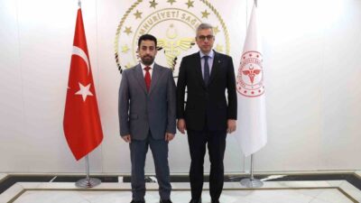 Suriye Sağlık Bakanı Musab Nizal el-Ali, beraberindeki heyet ile birlikte