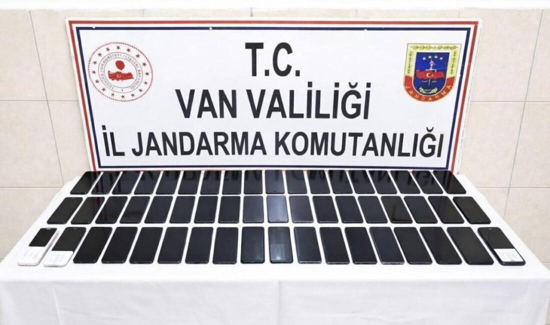 Van’ın Tuşba ilçesinde jandarma tarafından gerçekleştirilen operasyonda 1 milyon 750