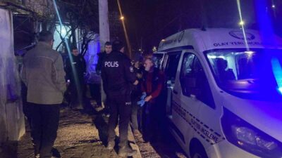 Isparta ilinde yaşayan bir yaşlı adam, komşularının uzun süredir haber