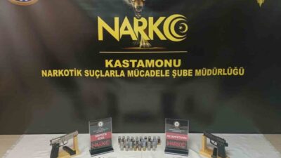 Kastamonu ilinde narkotik ekipleri tarafından gerçekleştirilen operasyonda yatağın altına sakladığı