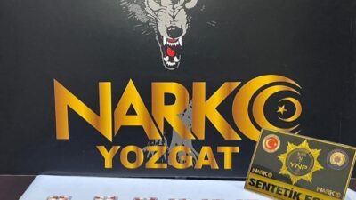 Yozgat merkeze bağlı Tayip Köyü girişinde Narkotik Şube Müdürlüğü ekipleri