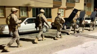 Yozgat’ta gerçekleştirilen operasyonda 4 kişi uyuşturucu suçundan gözaltına alındı. Narkotik