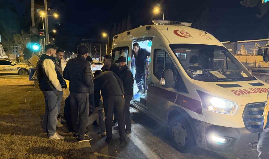 Adıyaman’da meydana gelen trafik kazasında, hafif ticari araç, otomobil ve