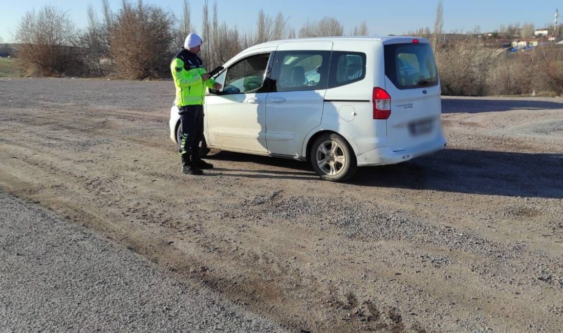 Boğazlıyan İlçe Jandarma Komutanlığı ekiplerince gerçekleştirilen yol kontrol faaliyeti kapsamında
