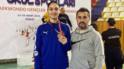 Tokat’ta düzenlenen Okul Sporları Gençler (Lise) Grup Müsabakalarında şampiyon olarak