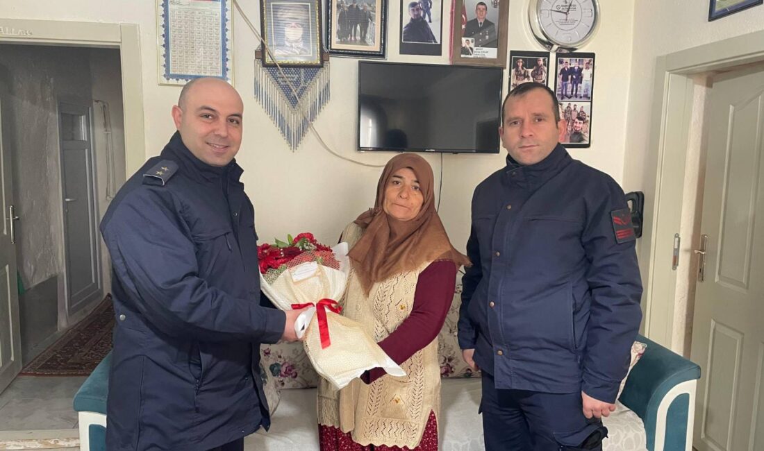 Yerköy’de Jandarmadan Şehit Annelerine Anlamlı Ziyaret Yozgat İl Jandarma Komutanlığına