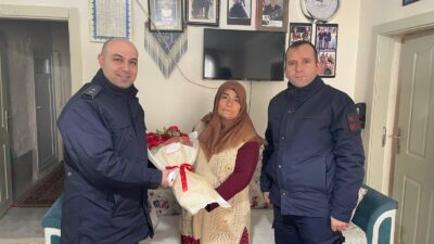 Yerköy’de Jandarmadan Şehit Annelerine Anlamlı Ziyaret Yozgat İl Jandarma Komutanlığına