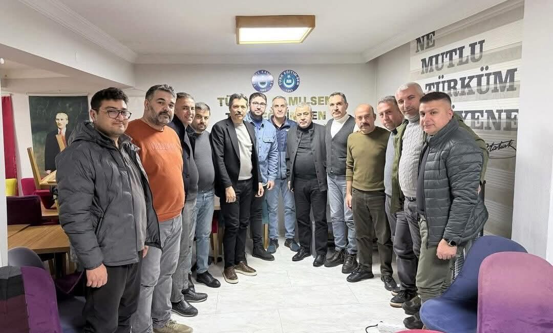 Önceki dönem MHP Yerköy Belediye Başkan Adayı Oğuzhan Oğuz ve
