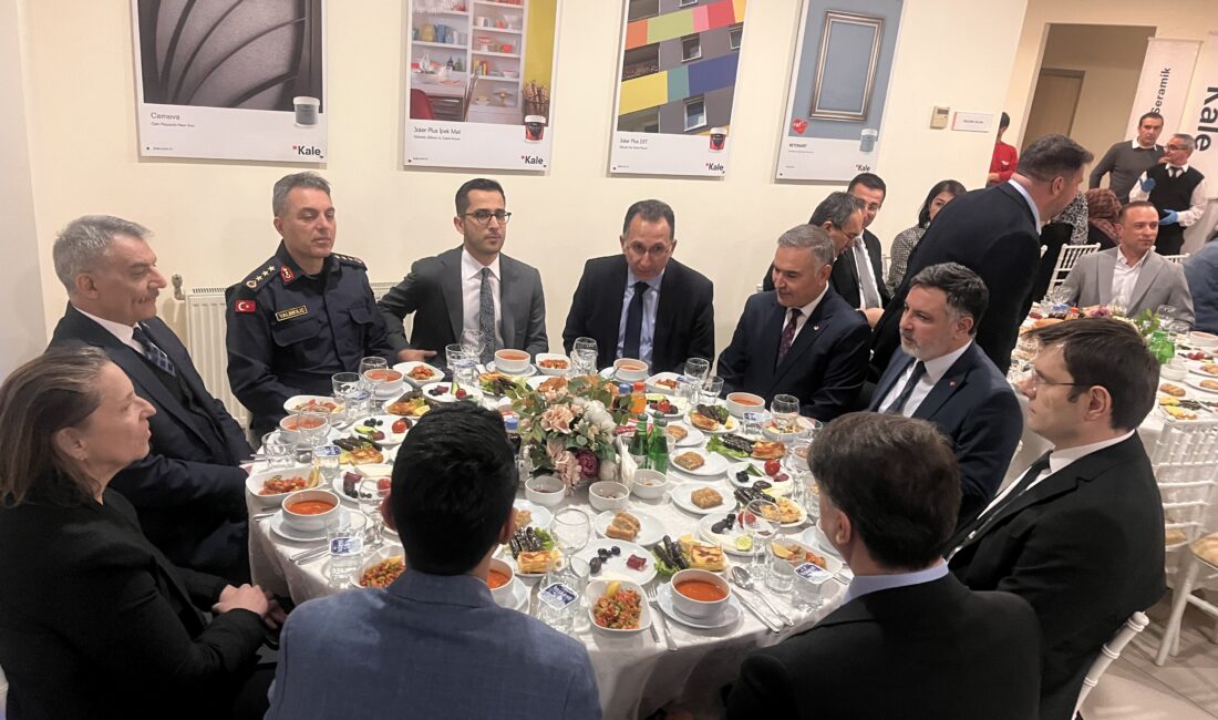 Kale Grubu’nun geleneksel iftar programı bu yıl Yerköy Kaleseramik Özel