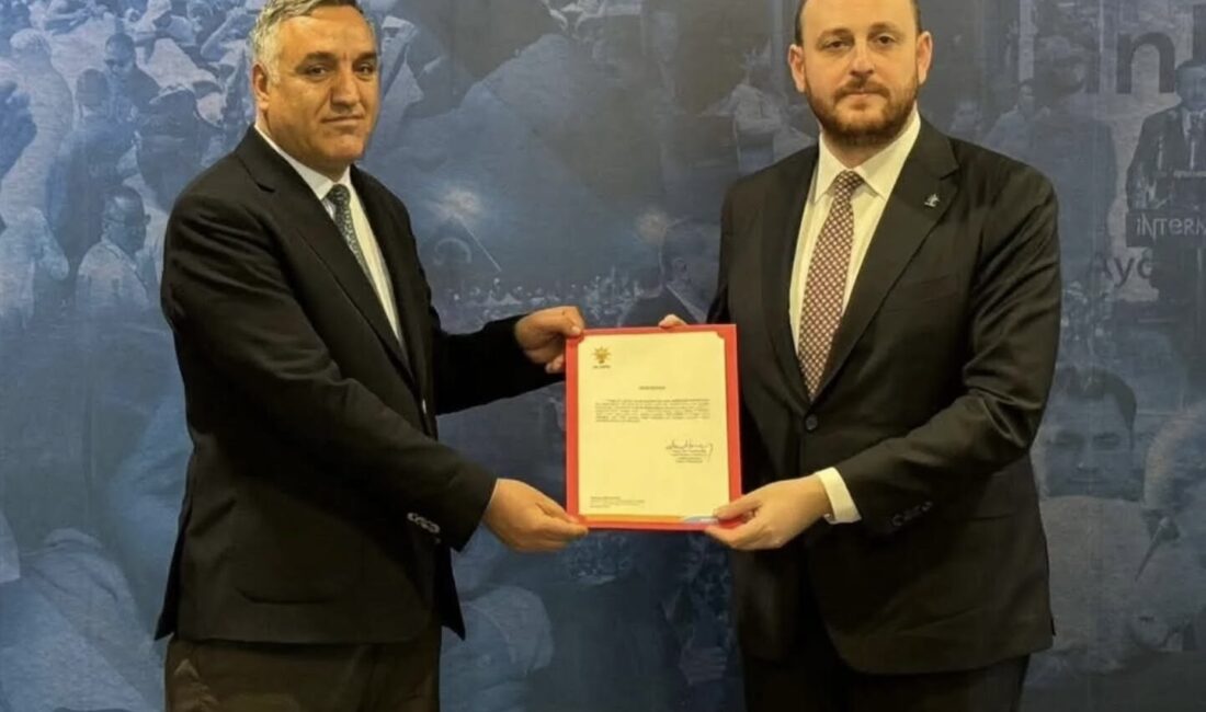 AK Parti Çiçekdağı İlçe Başkanlığı görevine Avukat Halil Karaca atandı.