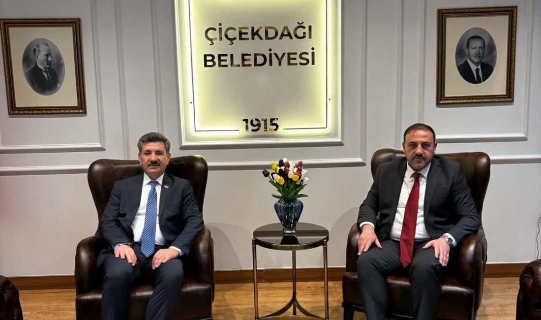 Türkiye İttifakı Partisi Genel Başkanı Ferhat Yılmaz, Hasan Hakanoğlu’nu makamında