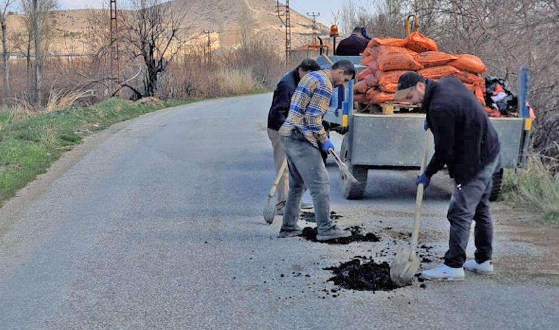 Yerköy Belediyesi, yaklaşan Ramazan Bayramı öncesinde şehitlik yolunda uzun süredir