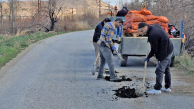 Yerköy Belediyesi, yaklaşan Ramazan Bayramı öncesinde şehitlik yolunda uzun süredir