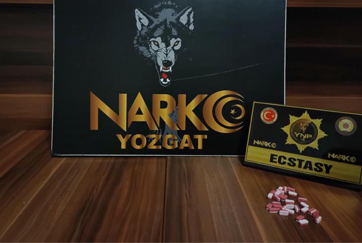 Yozgat’ın Yerköy ilçesi Şel mevkii olarak bilinen noktada narkotik ekipleri