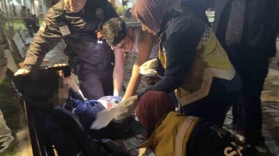 Aksaray’da Selçuk Parkı’nda kimliği belirsiz bir şahıs tarafından bıçaklanarak ağır