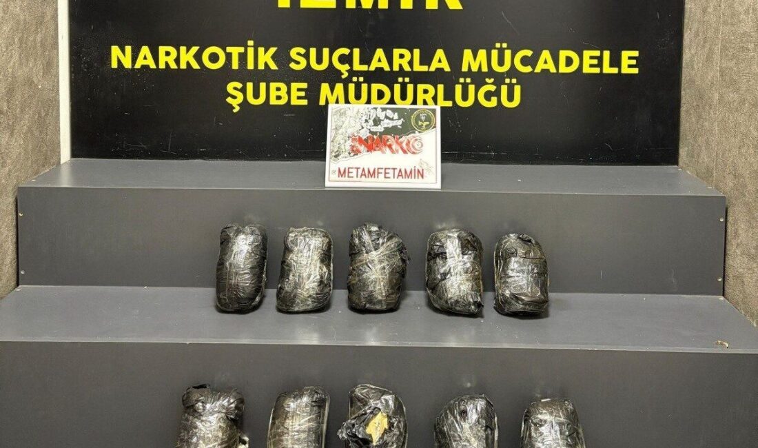 İzmir’de, Narkotik Suçlarla Mücadele Şube Müdürlüğü ekipleri, İzmir Cumhuriyet Başsavcılığı
