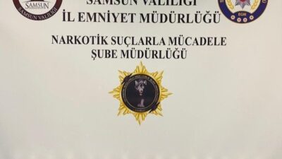 Samsun’da polis ekipleri, Atakum ve İlkadım ilçelerinde gerçekleştirdikleri narkotik operasyonunda