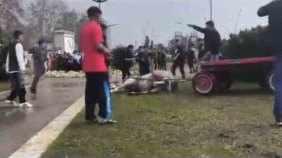 Adana’da bir birey, iddia ettiği şekilde koşmayan atını sopayla ve