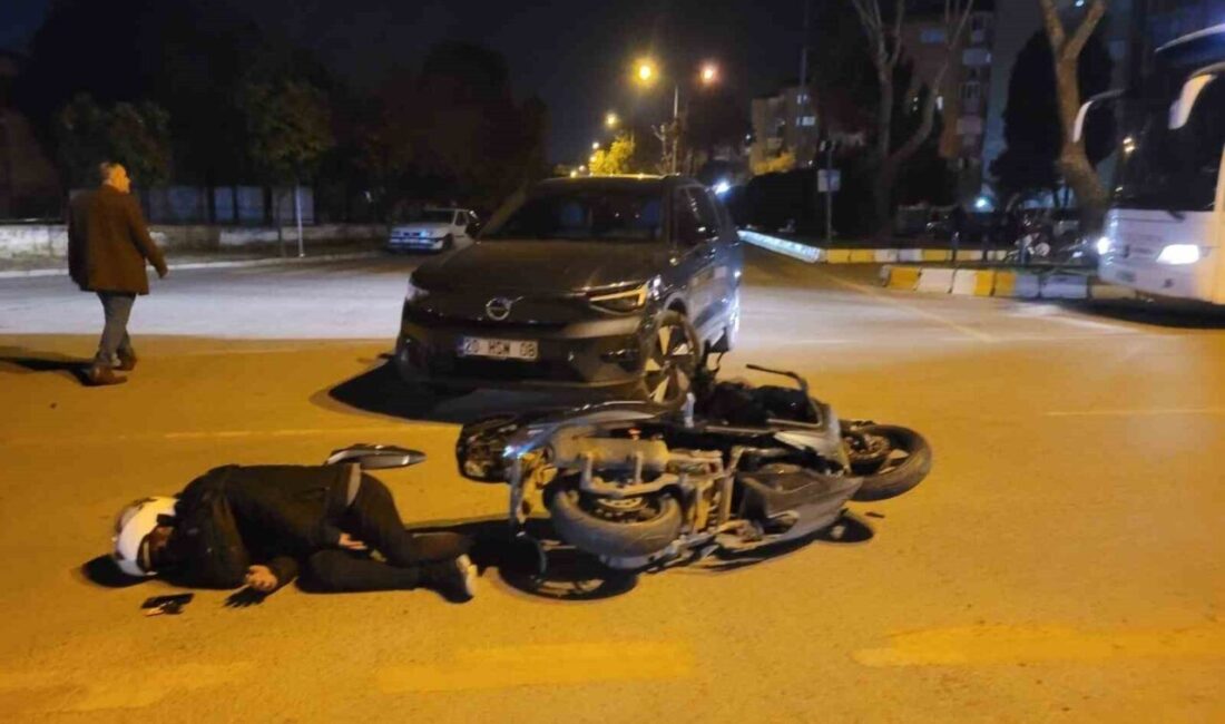 Aydın’ın Efeler ilçesinde meydana gelen bir trafik kazasında otomobil ile