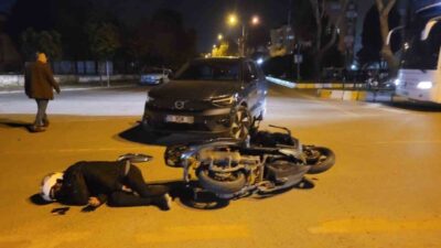 Aydın’ın Efeler ilçesinde meydana gelen bir trafik kazasında otomobil ile