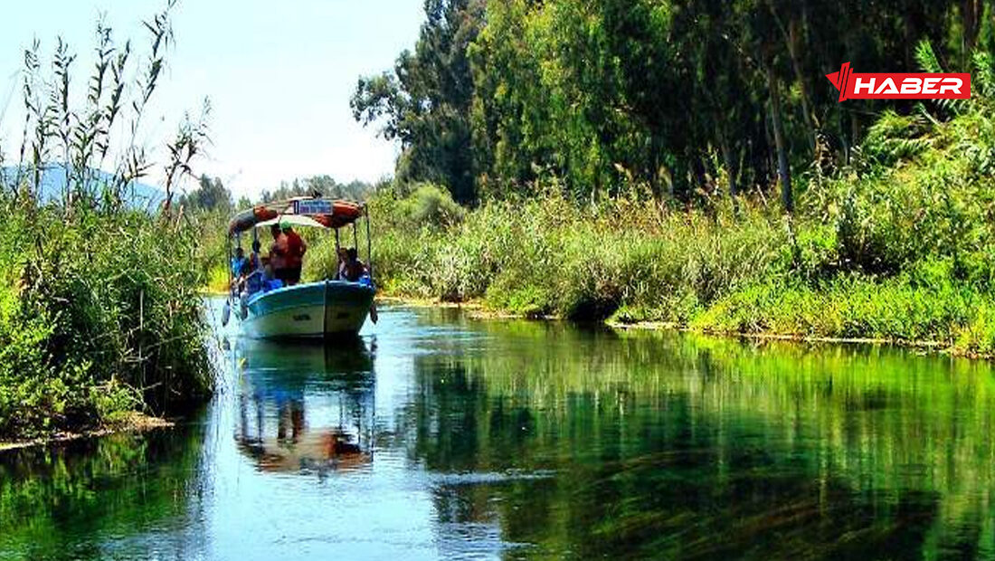 Akyaka’nın en popüler aktivitelerinden biri olan Azmak Turu, berrak suyu